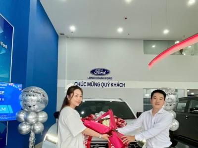 Ford 24 Ford giao xe ford (1)